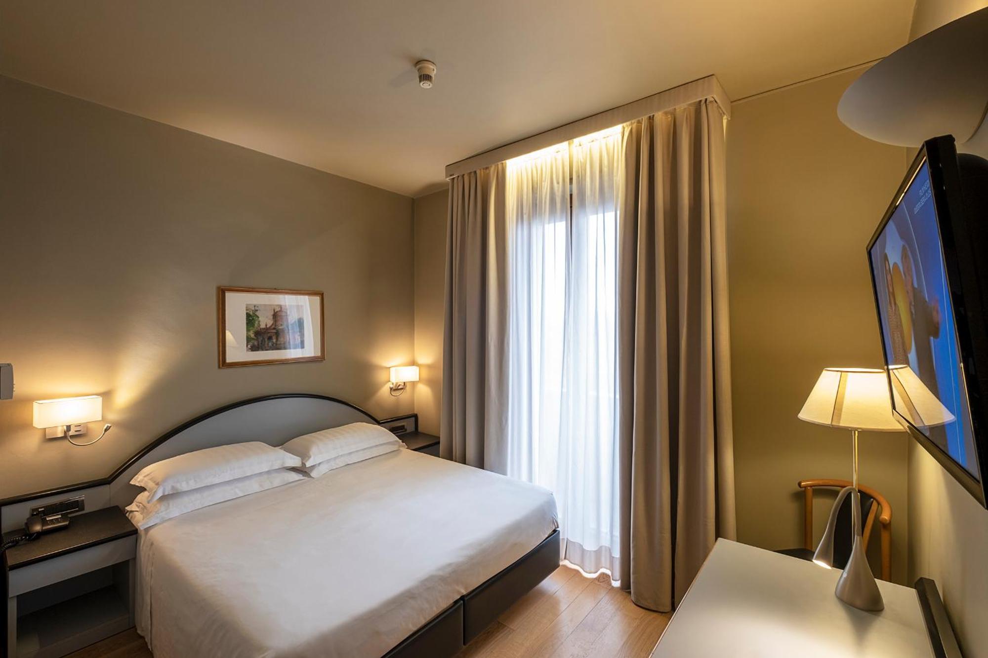 Hotel Touring فيرّارا المظهر الخارجي الصورة